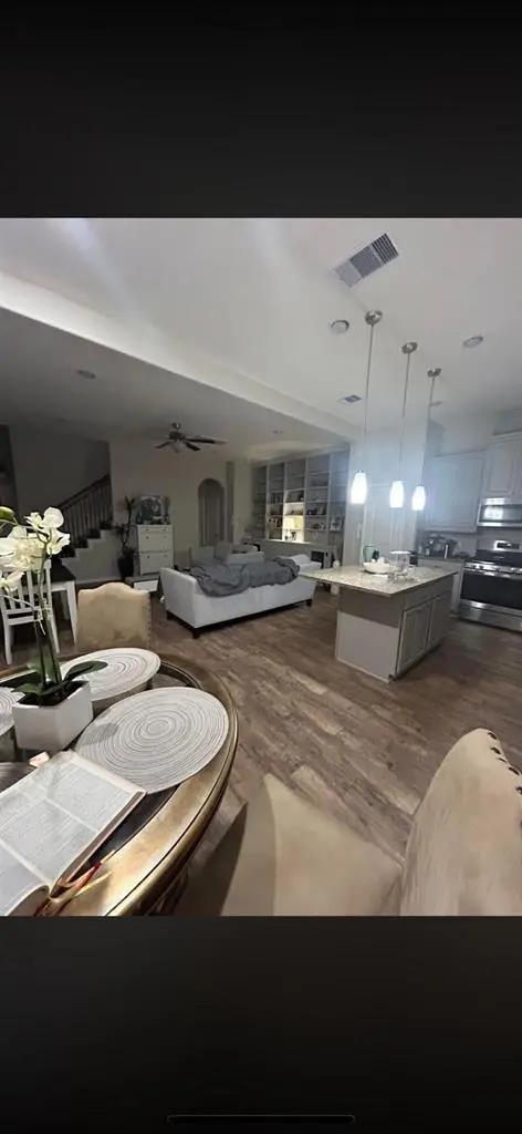 2 bedrooms, 1 bathroom for $