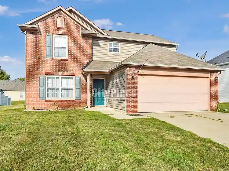 Rooms in a nice house
