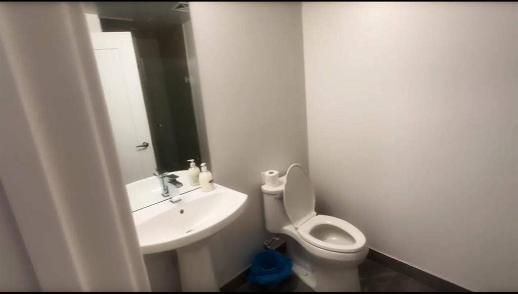 Private room women only