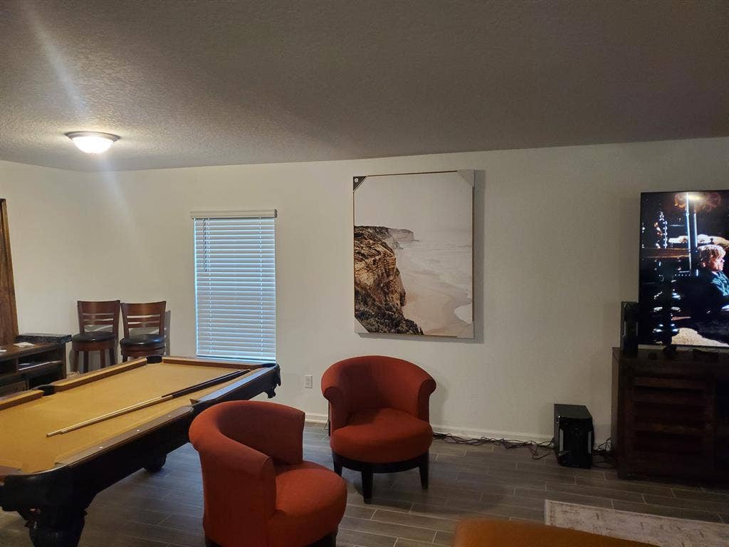 Looking for dependable tenant