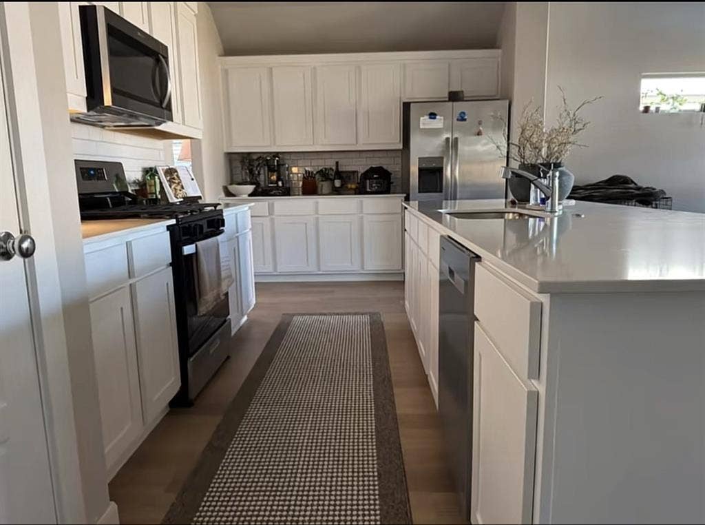 Room in Princeton - New Home!