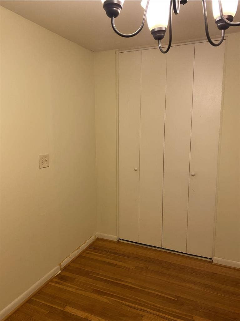 One bedroom apartment available!