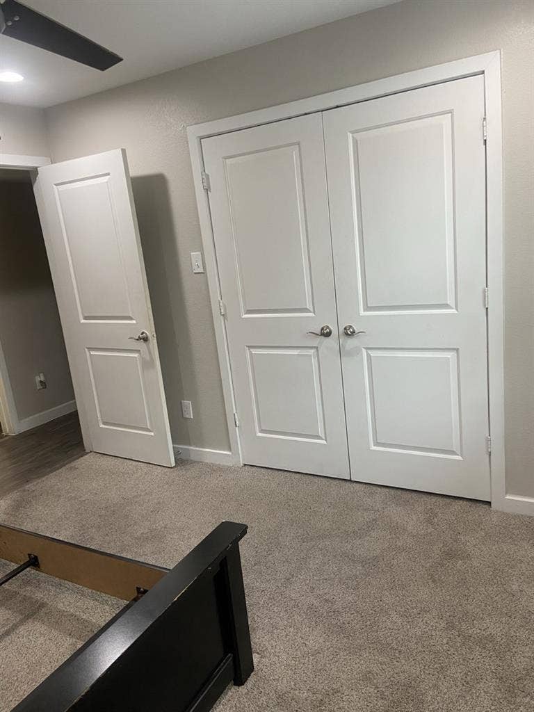 Room and bathroom available
