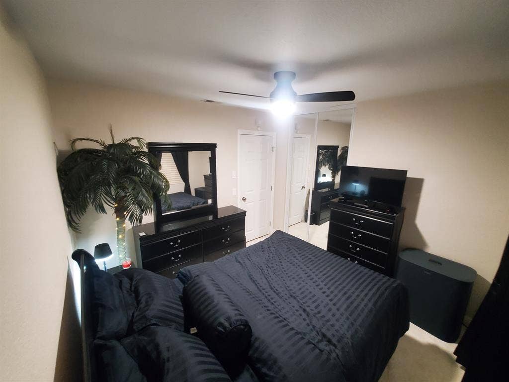 Room for rent furnished