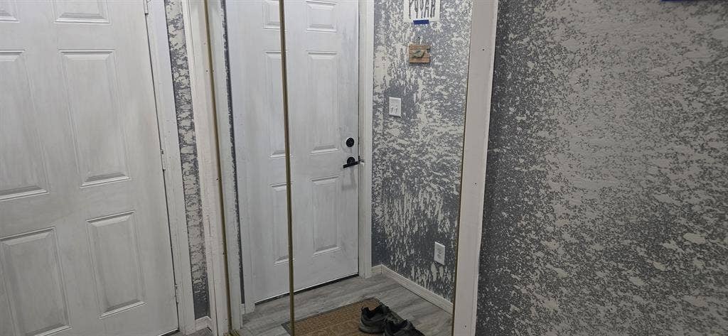 Room for rent seek female renter
