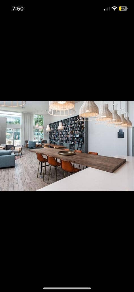 Two bed/bath apartment Serra Mesa