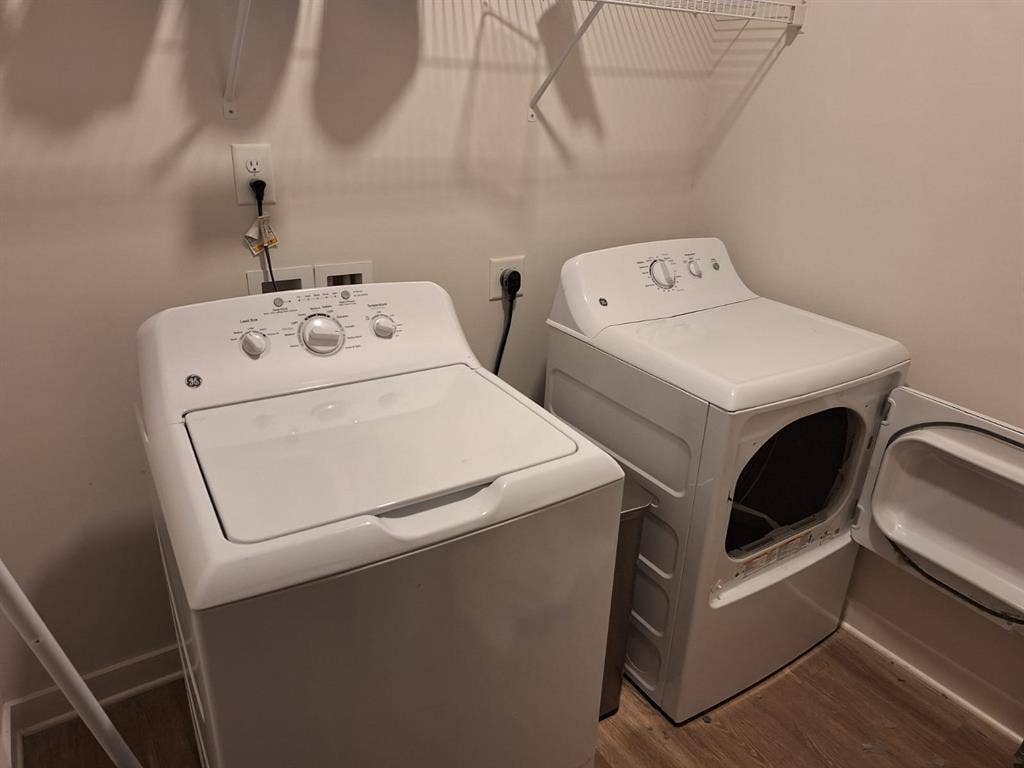 Room in North Charleston