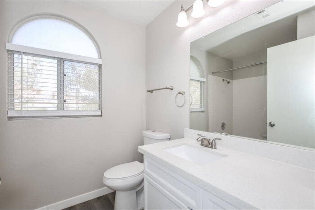 Clean 3 beds in Las Vegas for rent!