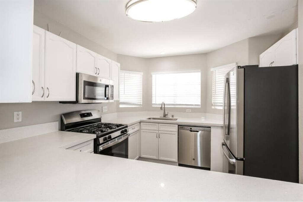 Clean 3 beds in Las Vegas for rent!