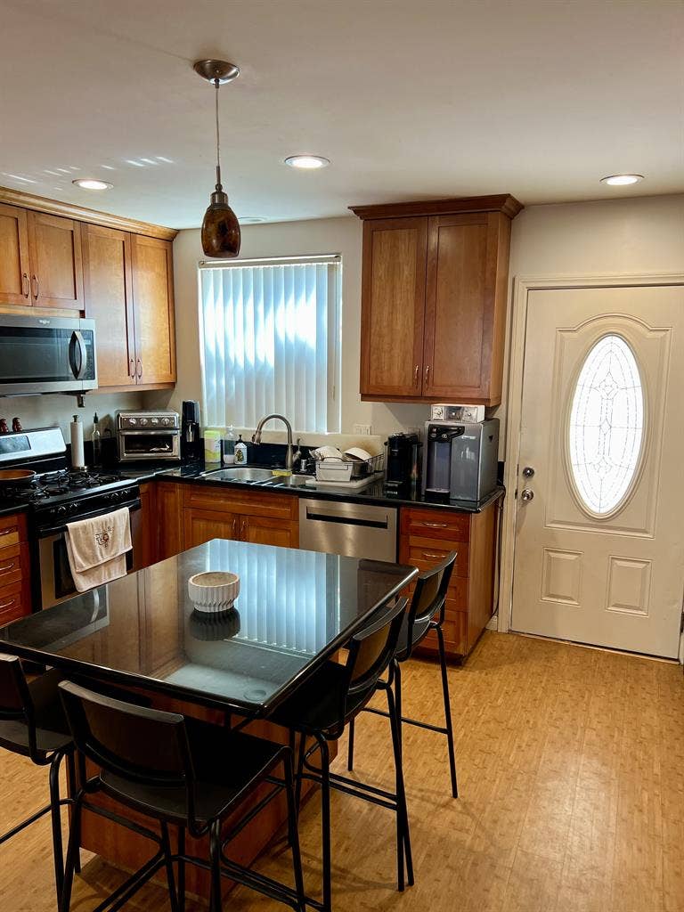 New Listing North Park - Roommate