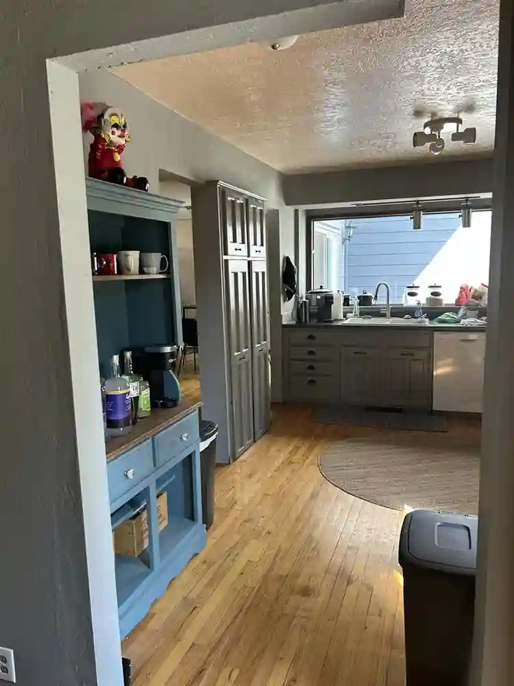 Roommate wanted for 6 months