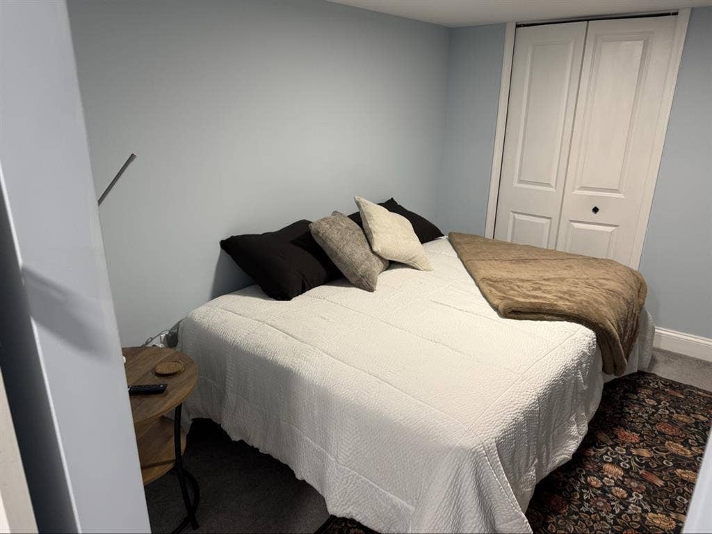 bath home, renting each Rm