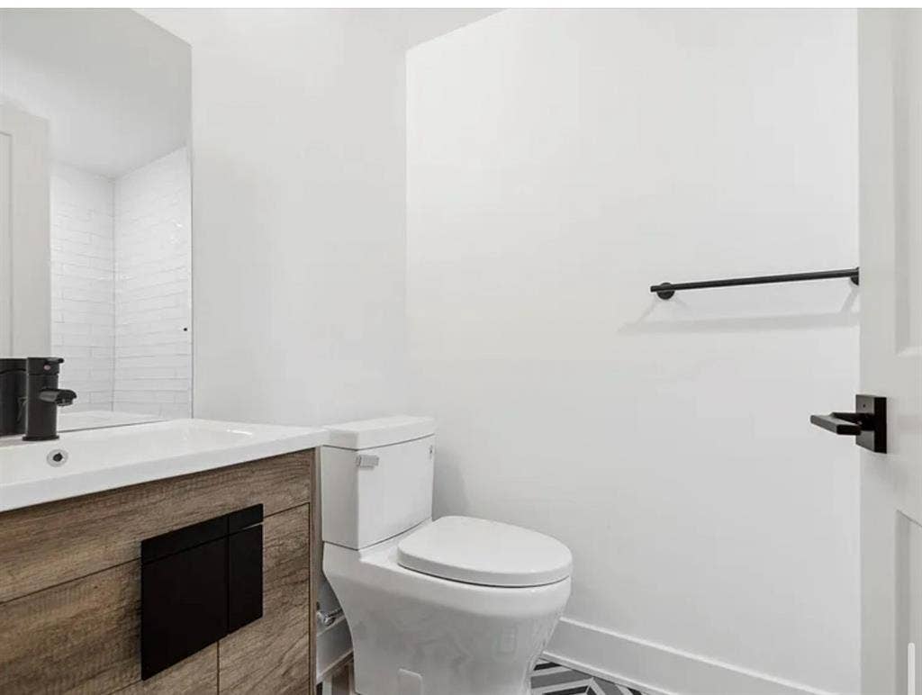 SPRING SUBLEASE AVAILABLE URGENT