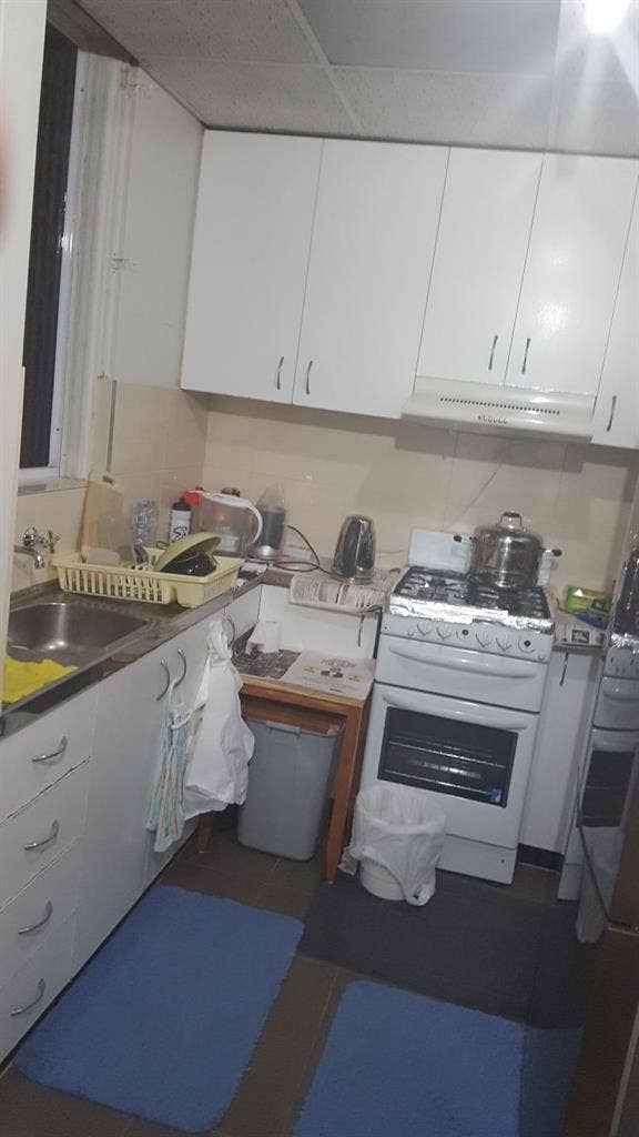 Looking for a male flatmate