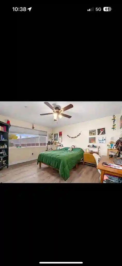 1 en suite available