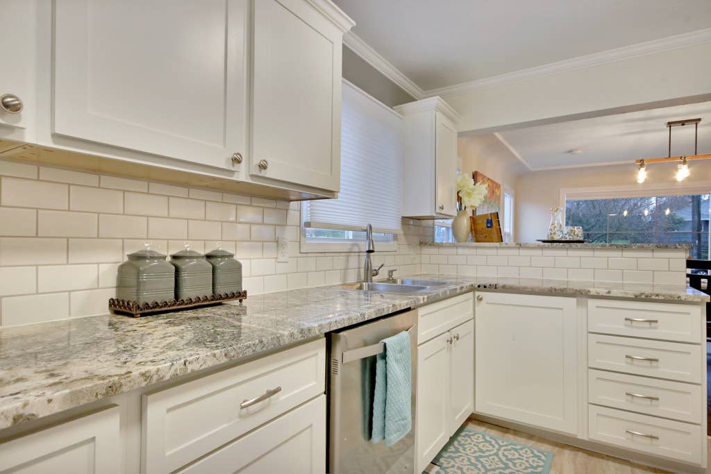 Beautiful home in North Tacoma!
