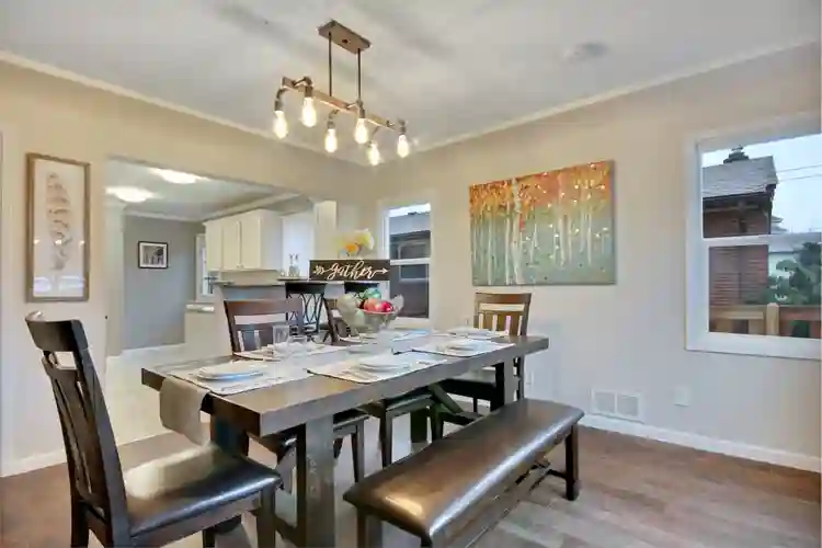 Beautiful home in North Tacoma!