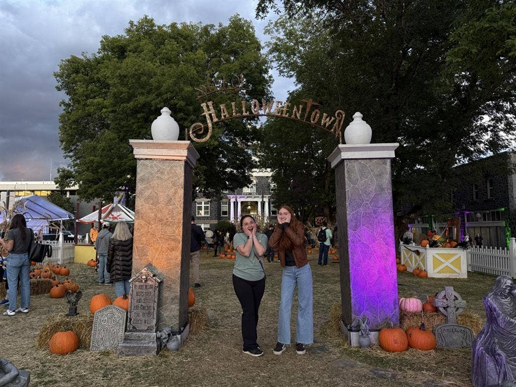 Smaller Room for rent- Salmon Creek