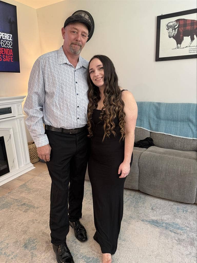 Smaller Room for rent- Salmon Creek