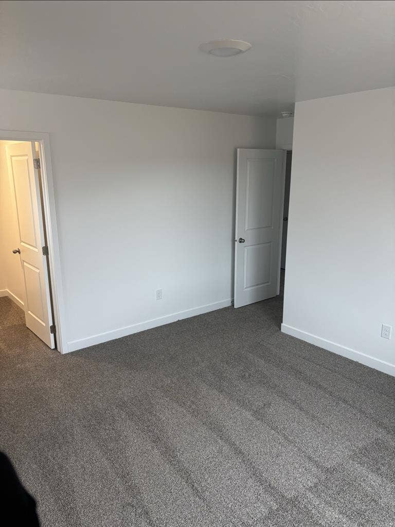 Large room with walk in closet