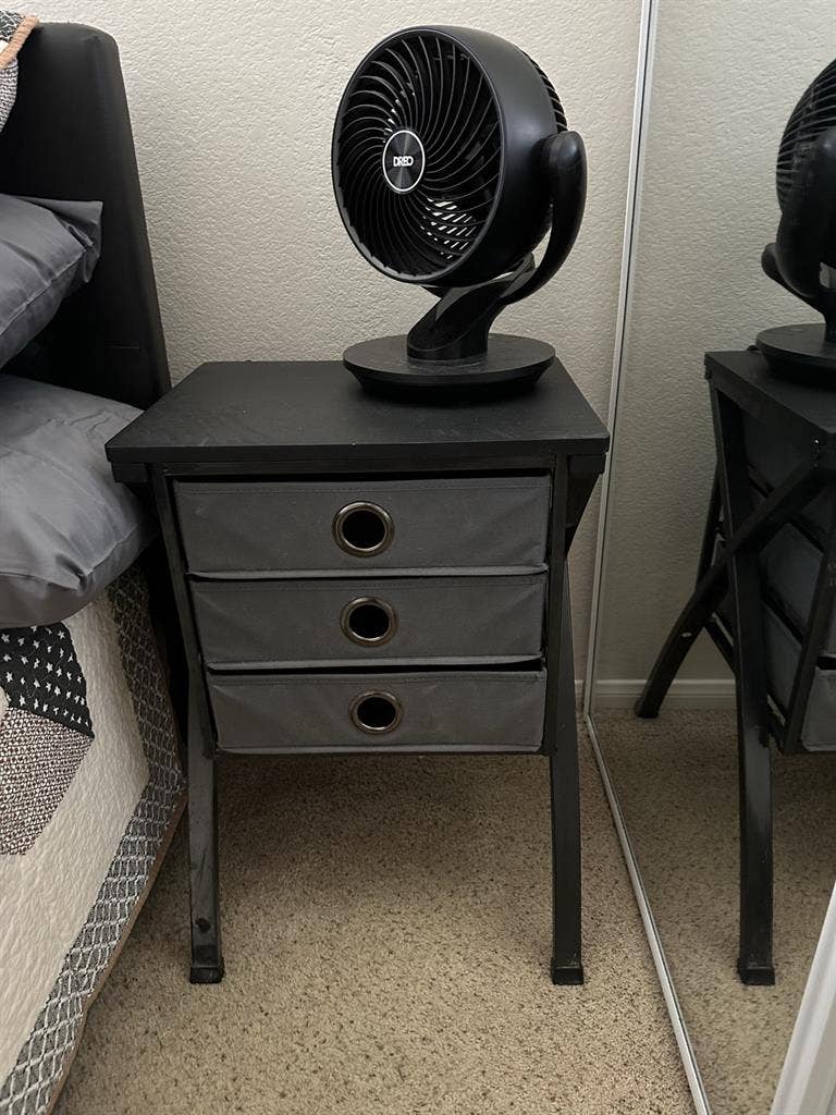 All utilities w/fast internett