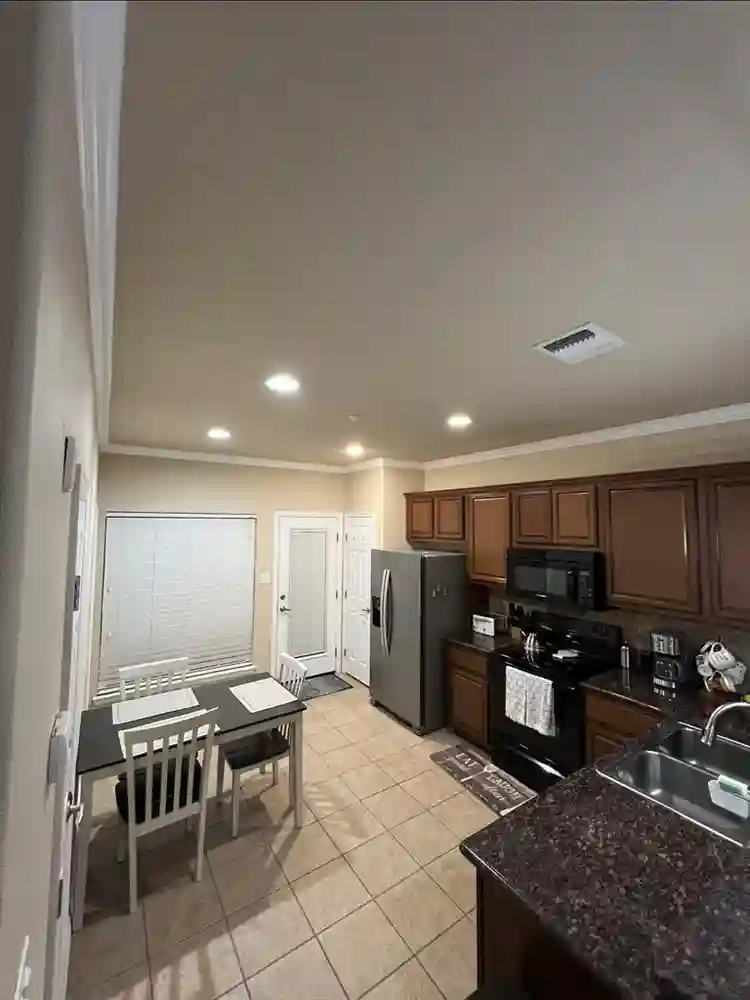 Large bedroom on 2nd floor townhome