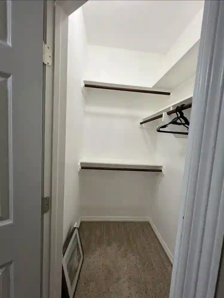 Large bedroom on 2nd floor townhome