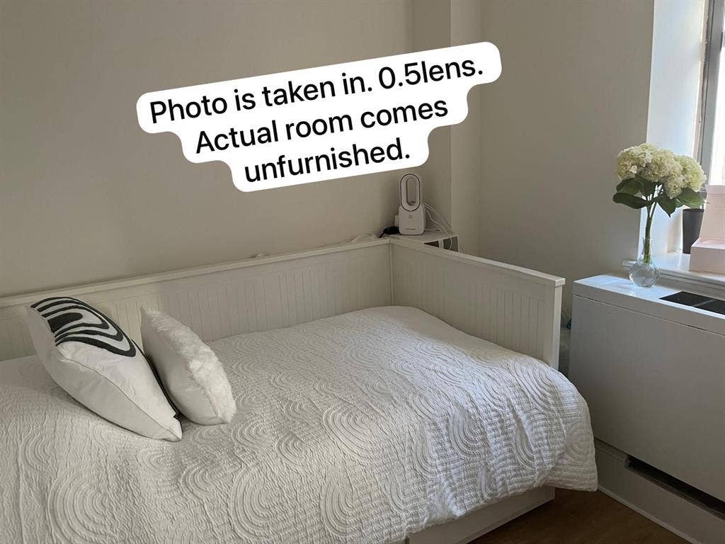 ✨Budget-Friendly Room in Midtown ✨