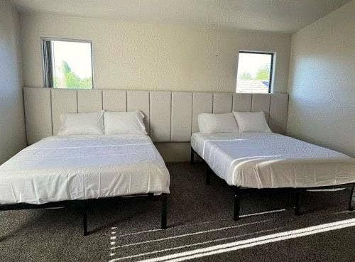 Goodyear / Master Bedroom Suite