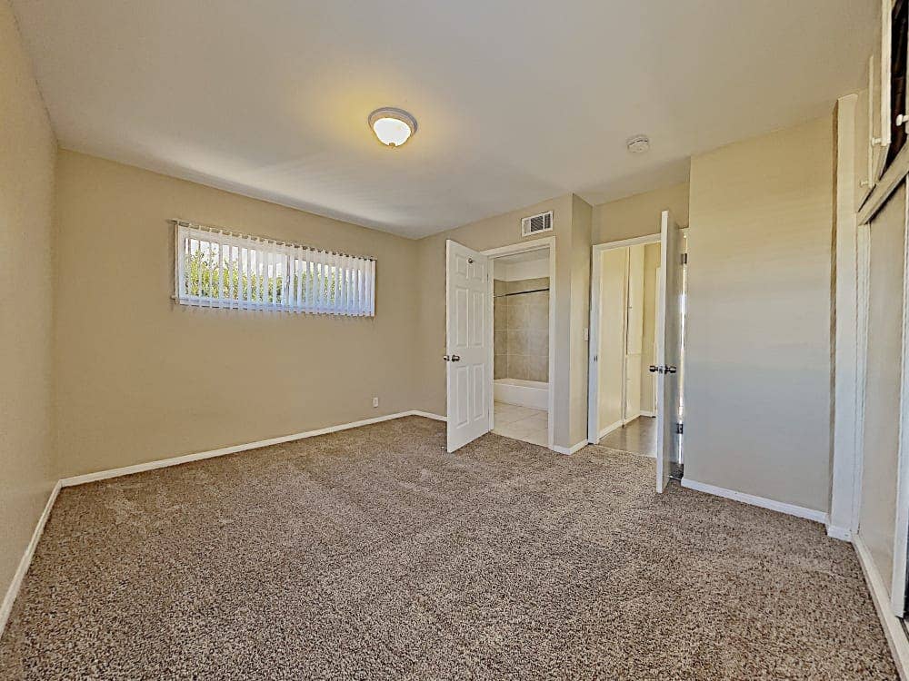 bath single family house