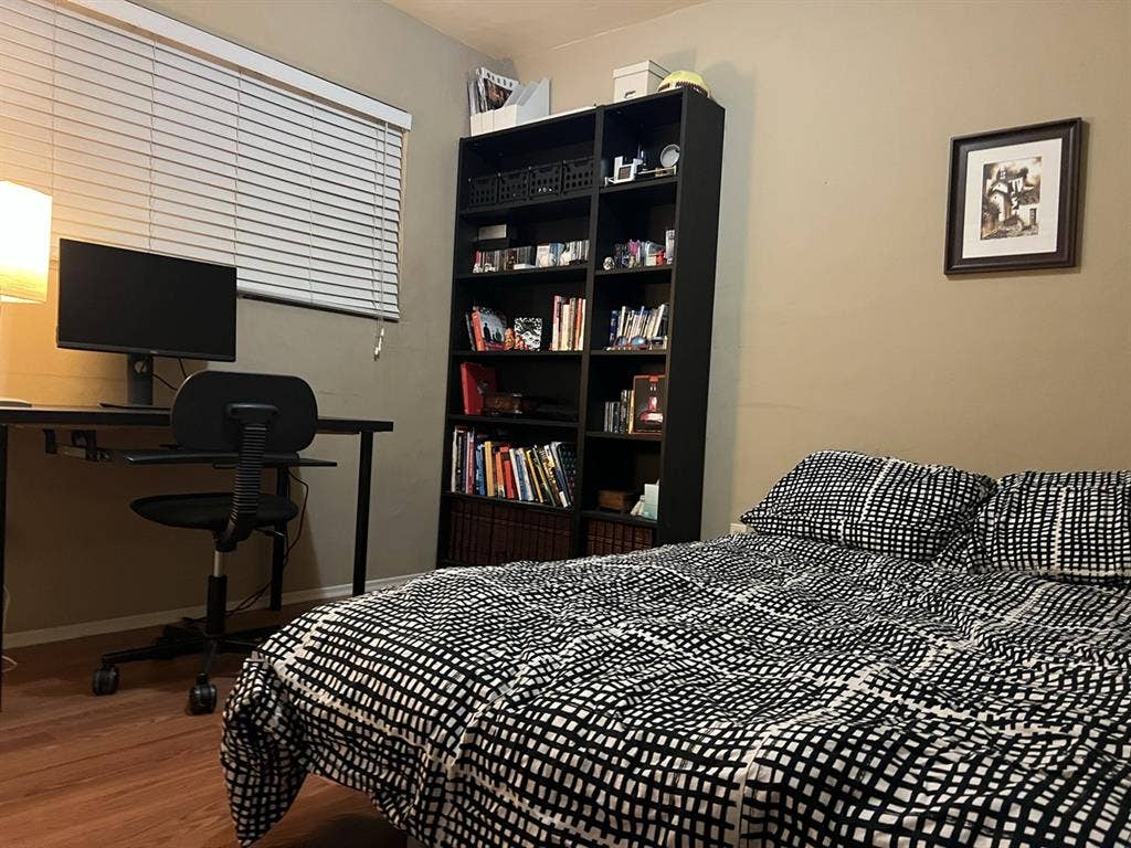 Room for Rent in Paradise Hills