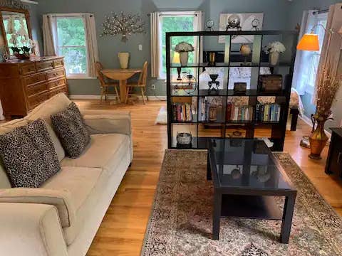 Beautiful apartment close to UNC