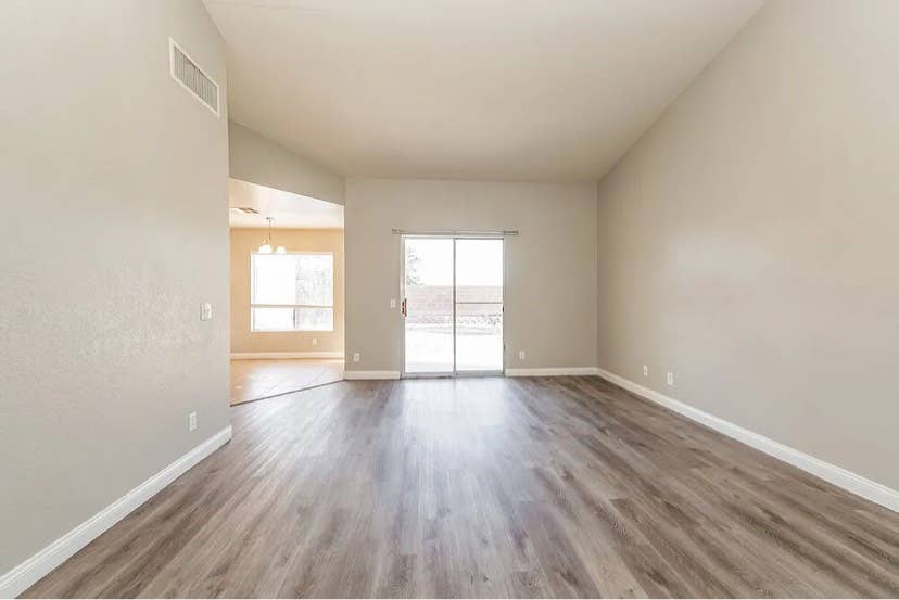 BEAUTIFUL HOUSE FOR RENT 🏡