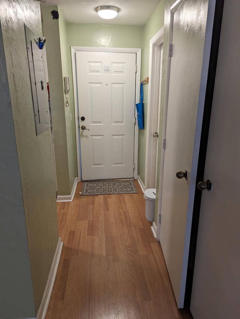 Nice bath close to UF/Shands