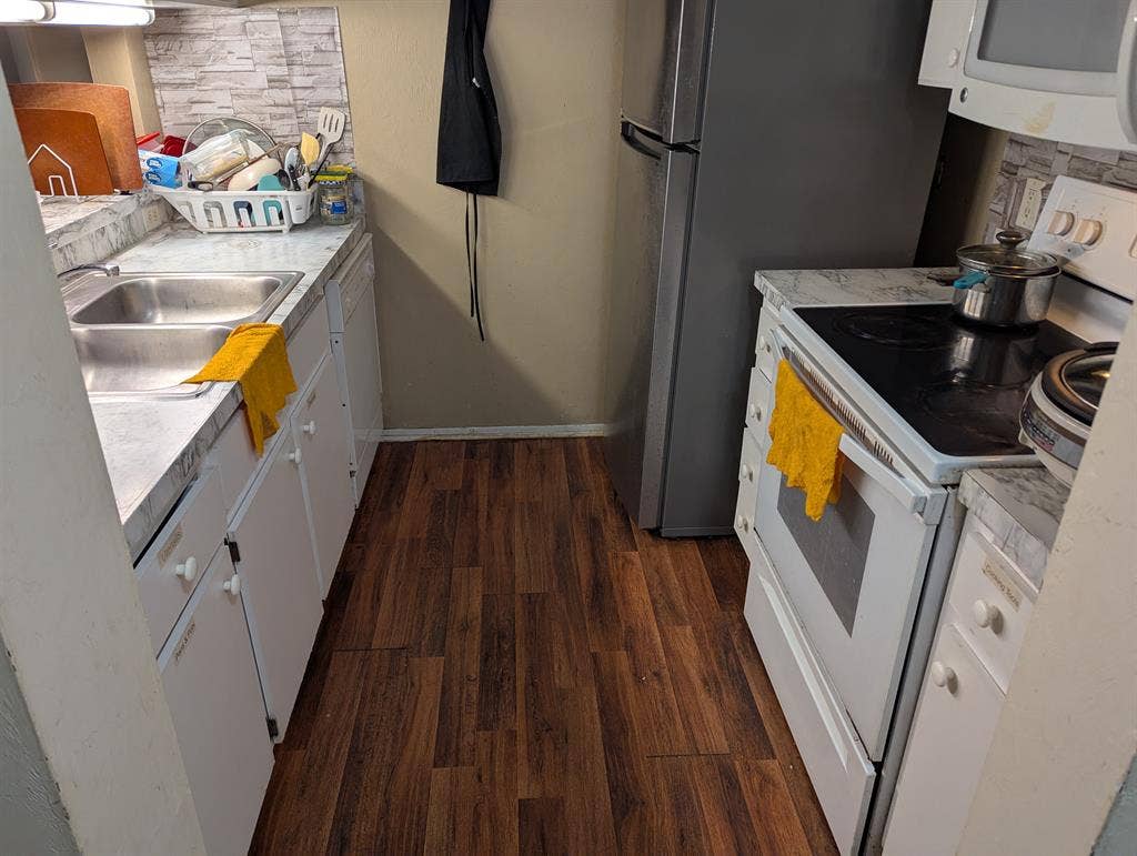 Nice bath close to UF/Shands