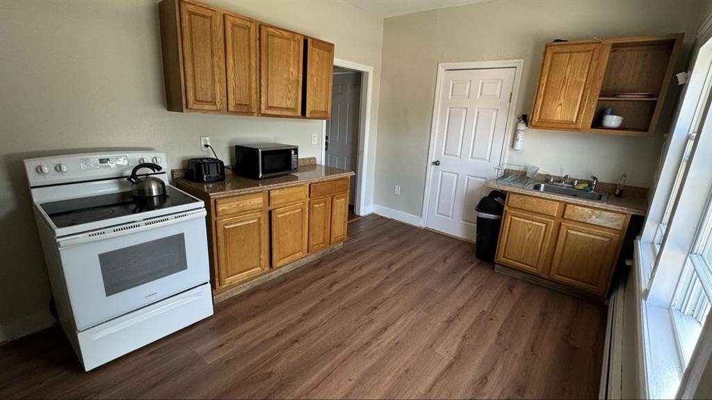 Furniture Private Room close Train