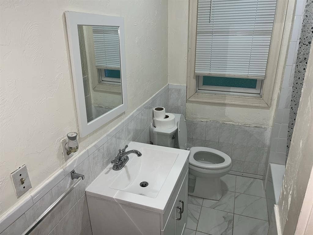 Furniture Private Room close Train