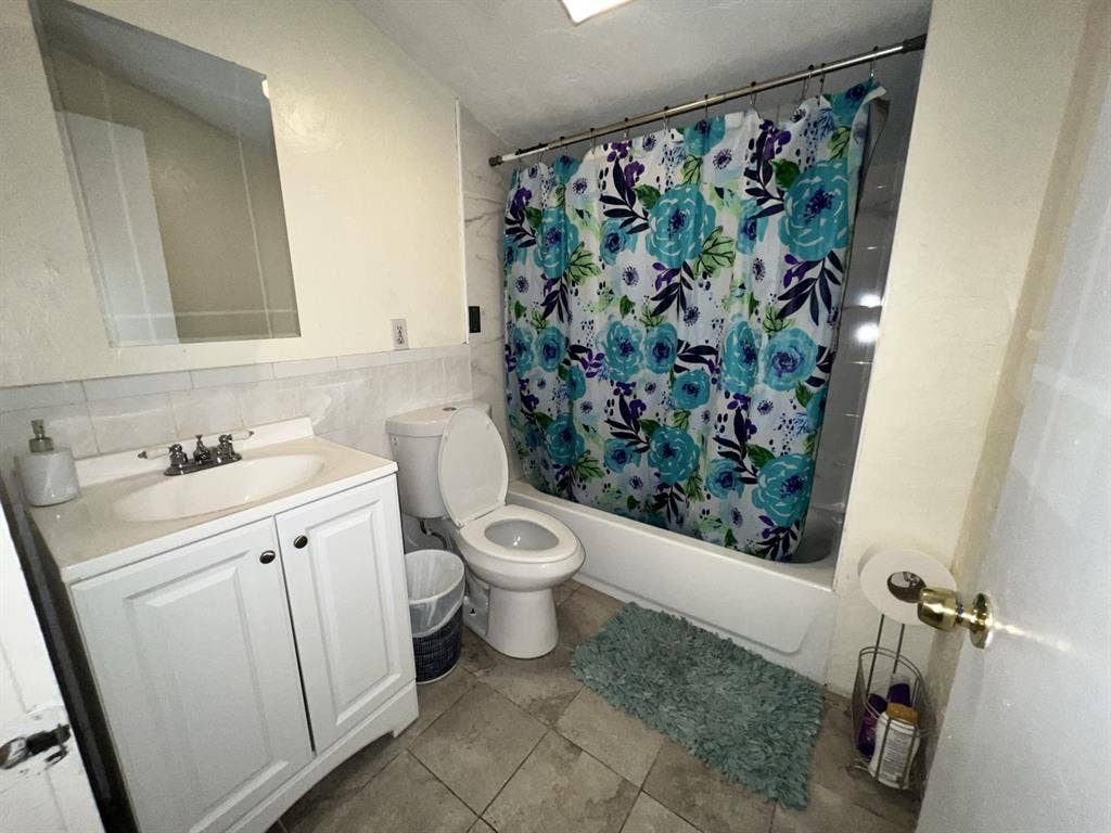 Furniture Private Room close Train