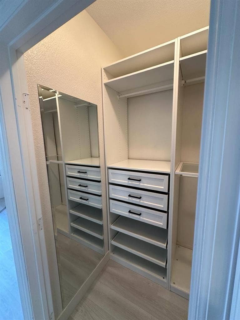 Master Room Available