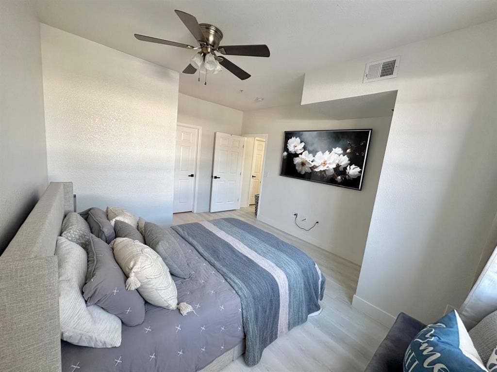 Master Room Available