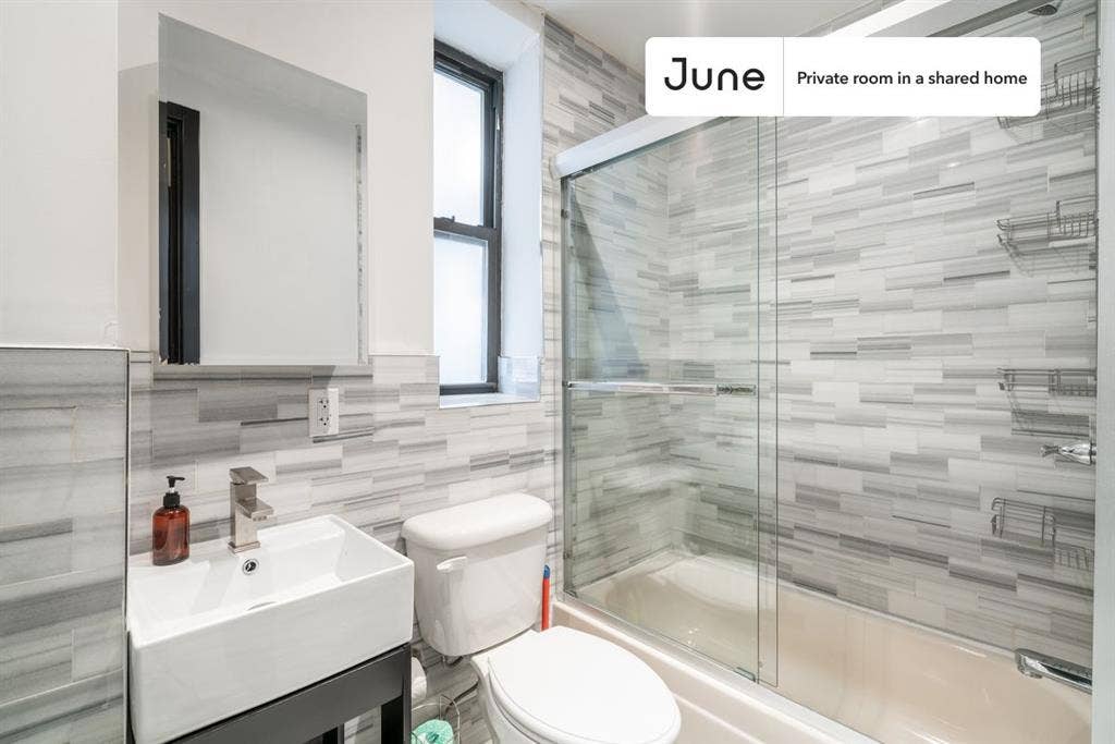 4 BR in New York City