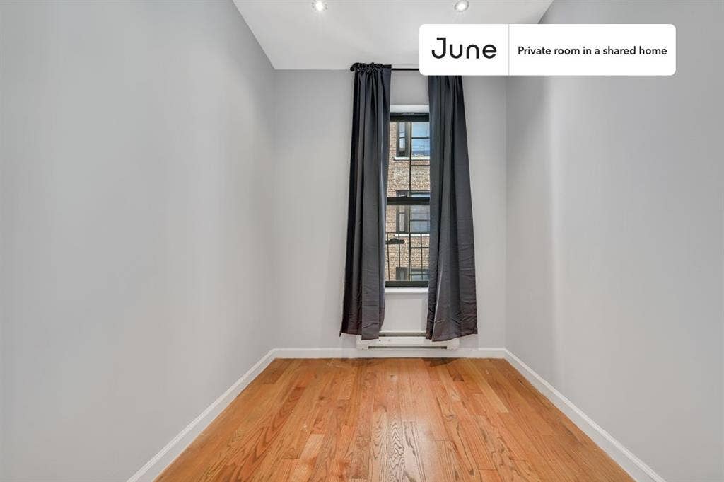 4 BR in New York City