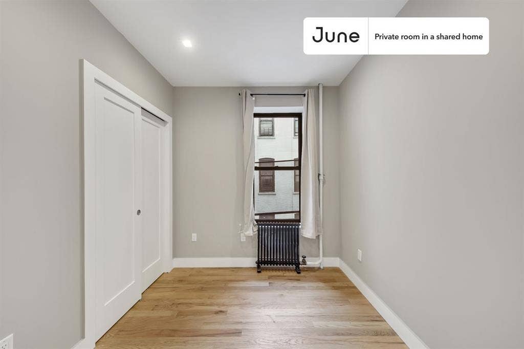 4 BR in New York City