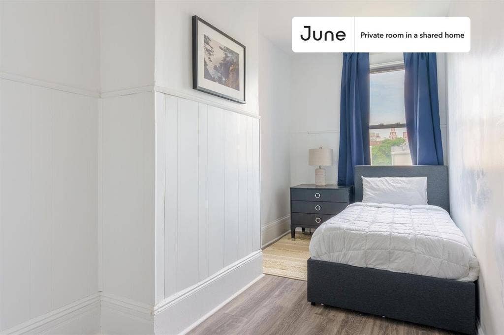 4 BR in New York City