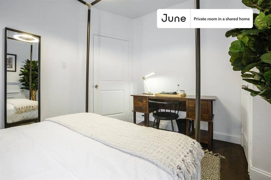 3 BR in New York City