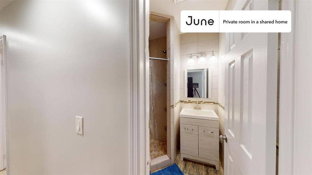 4 BR in New York City