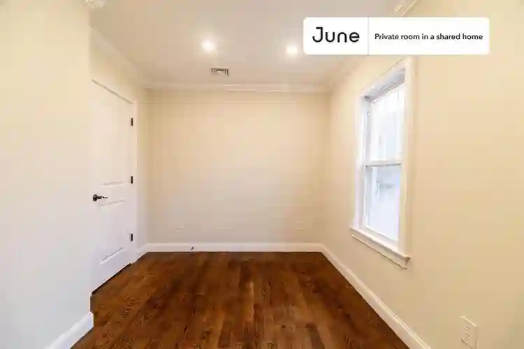 4 BR in Boston