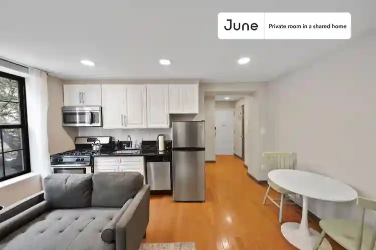 3 BR in New York City