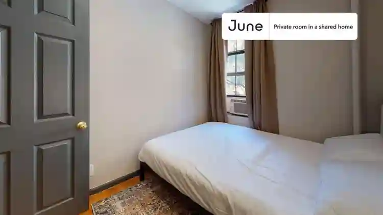 3 BR in New York City