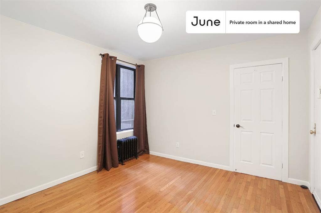 2 BR in New York City